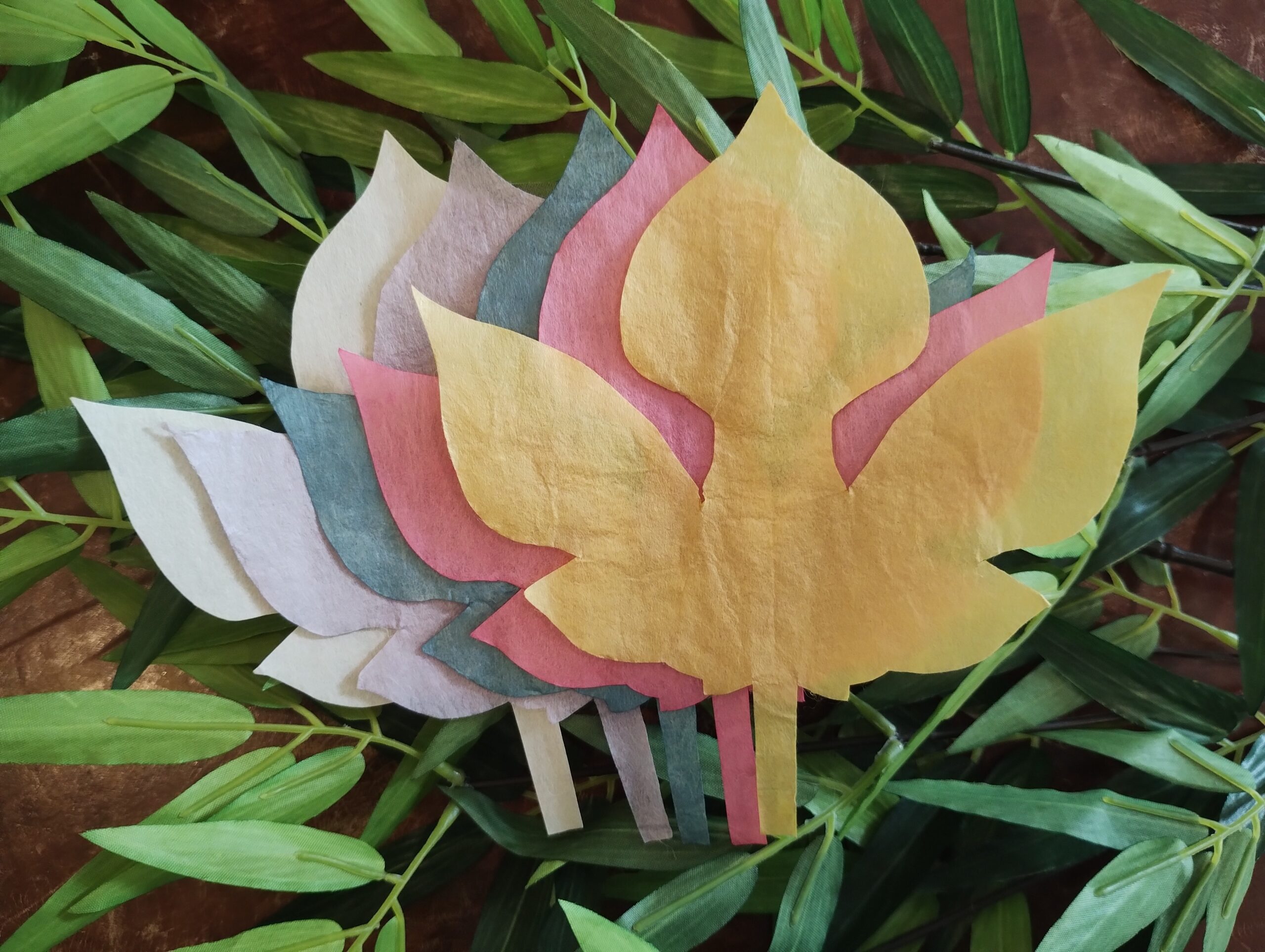 草木の色と楽しむ七夕－和紙の草木染めと七夕飾り作り